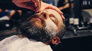 13 Reasons Why You Should Get a Professional Shave