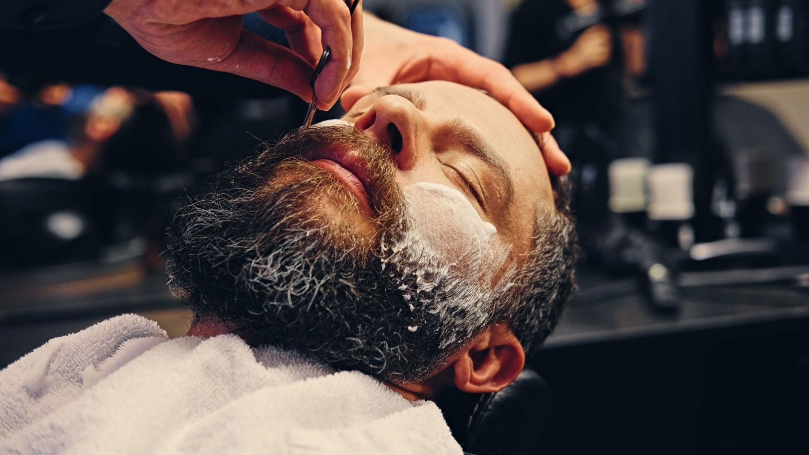 13 Reasons Why You Should Get a Professional Shave