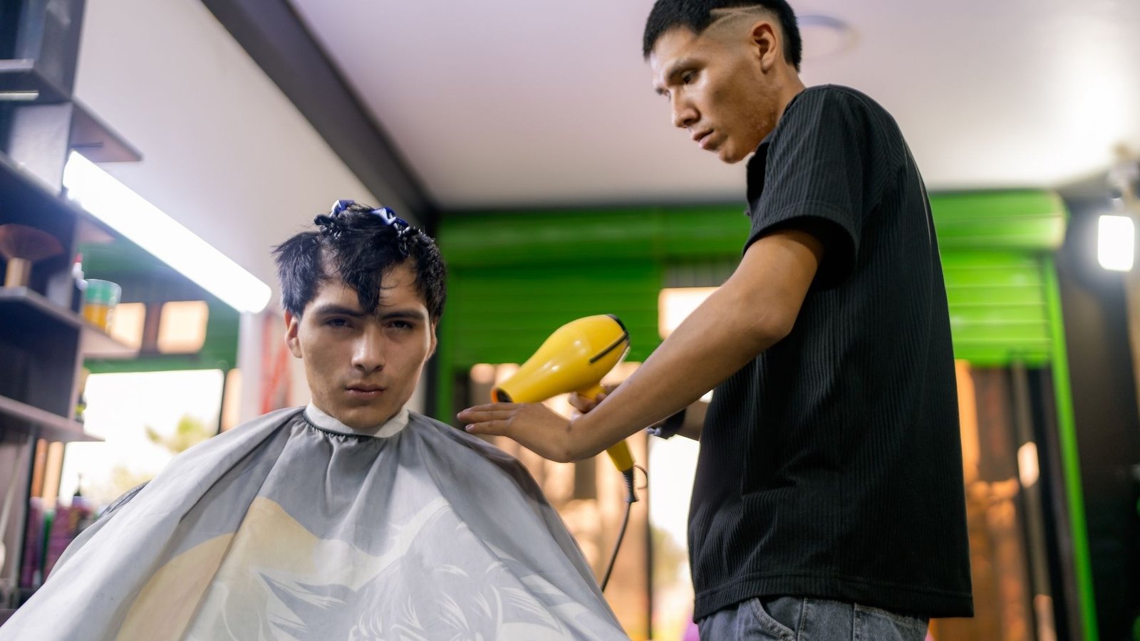 Can Barbershop Scents Improve the Ambience of Your Visit?