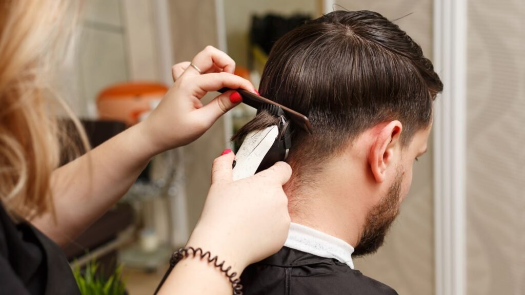 Dandruff vs. Dermatitis vs. Dry Scalp: Telling Them Apart